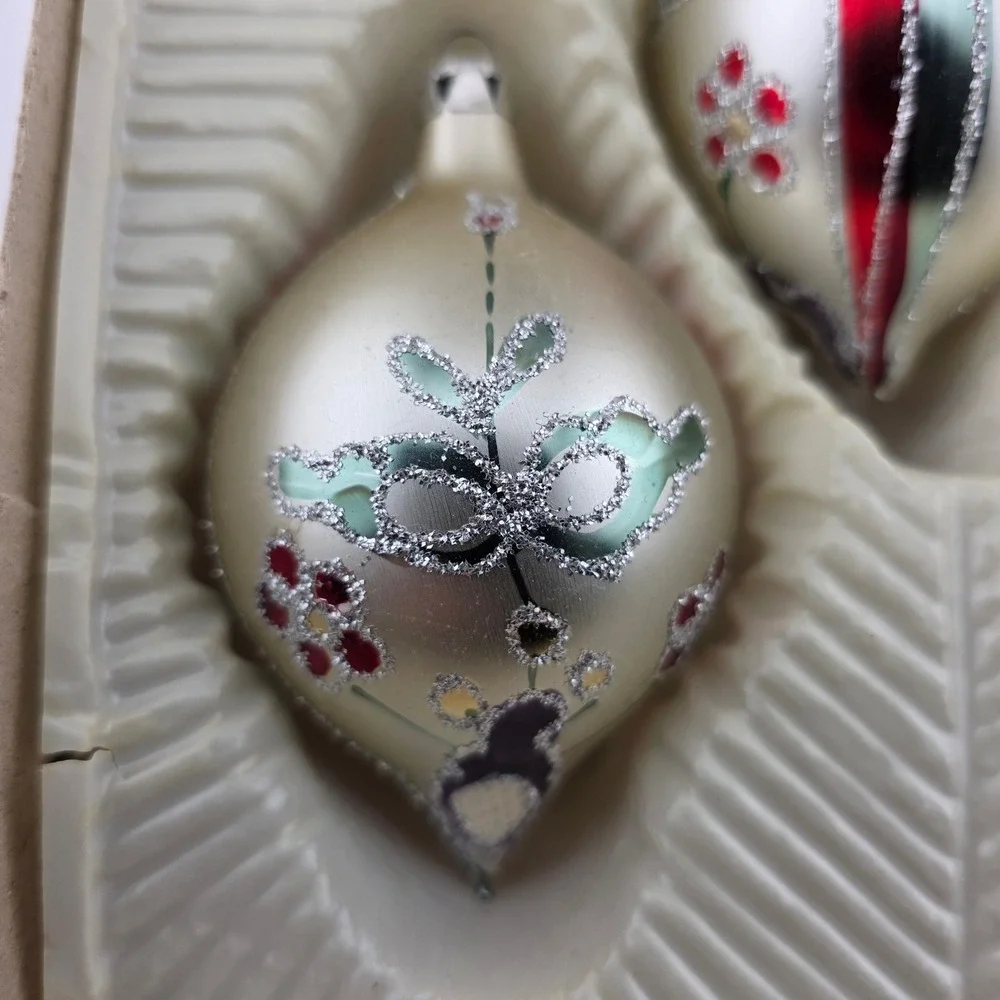 Christmas Classics Glass Ornaments‎ Hand Decorated Lot 5 Frosted Teardrop